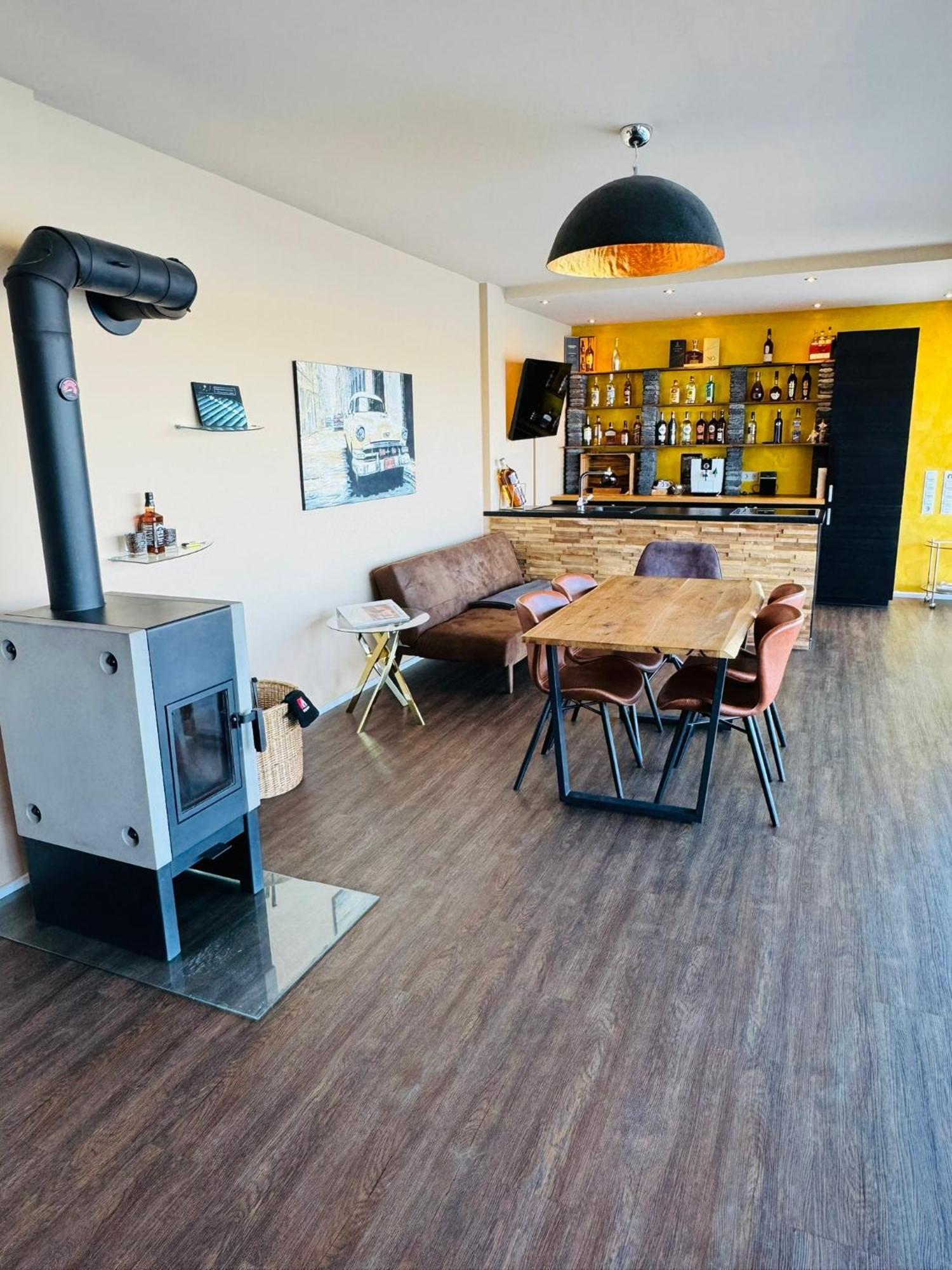 Ferienwohnung Rhein Lounge Urmitz Exterior foto